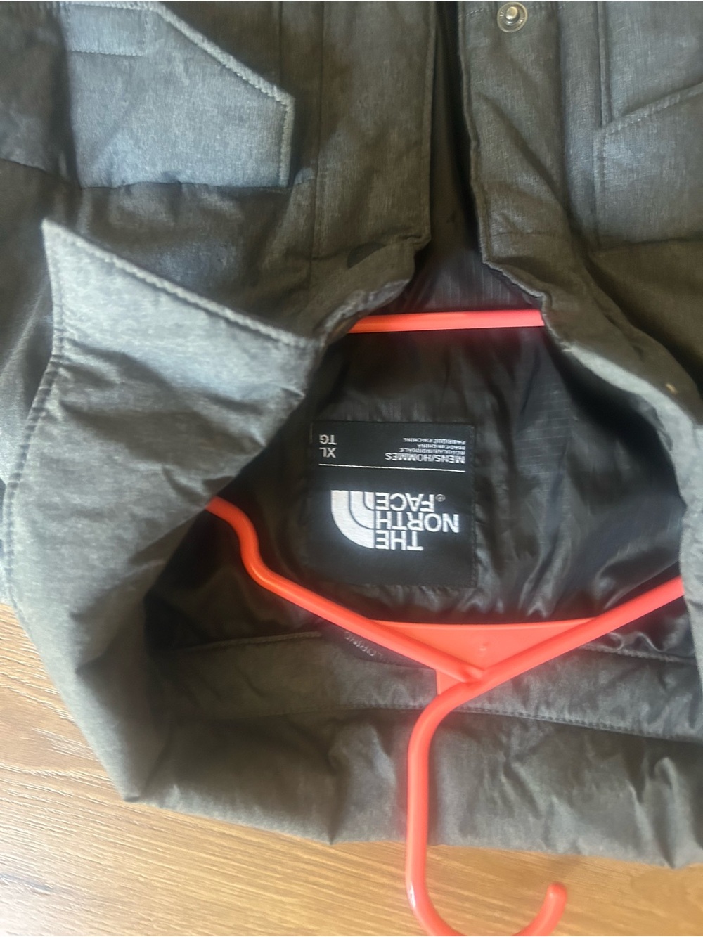 The North Face Men's Puffer Jacket Grey with Black Lining